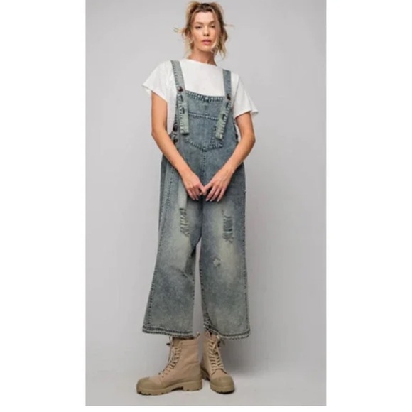 NWT Easel Denim Distressed Bib Overalls Wide Leg sz M - Picture 7 of 7